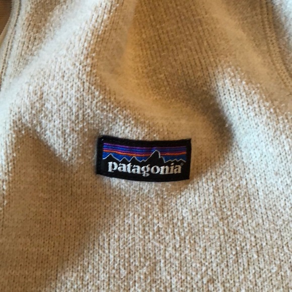Patagonia pullover jacket. - Picture 3 of 5
